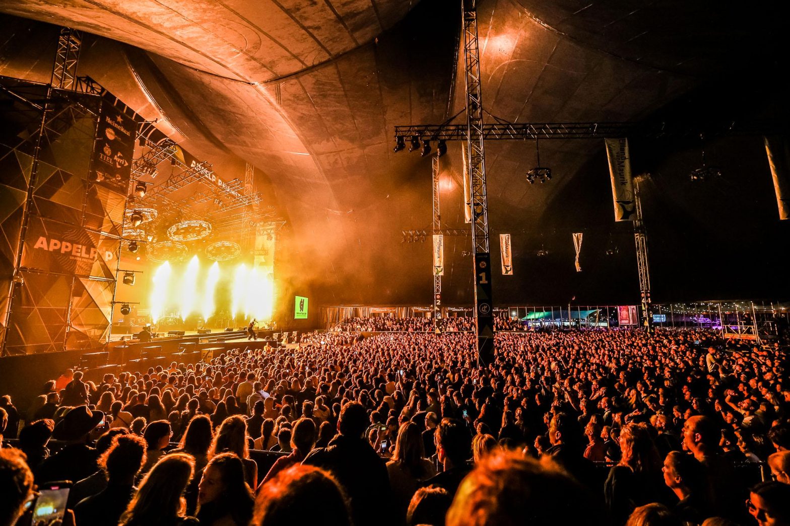 Geniet van live muziek op Appelpop in Tiel, het grootste gratis festival van Nederland